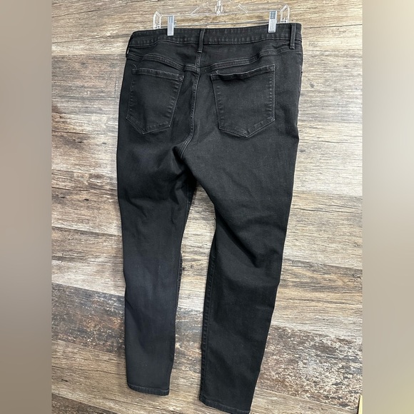 Old Navy Women's Rockstar Black Super Skinny Mid Rise Jeans - Picture 7 of 7
